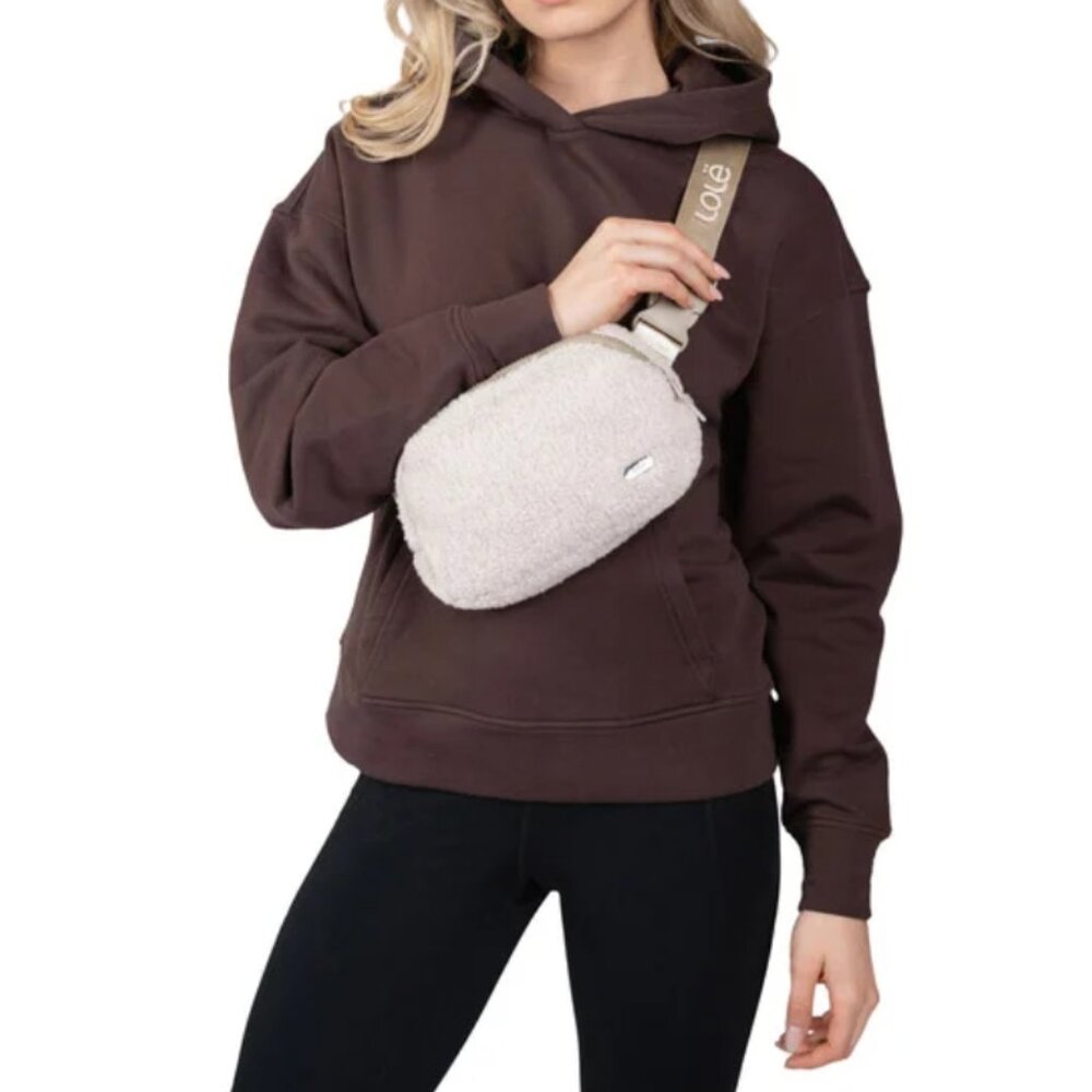 Lole New Cream Fleece Belt Bag